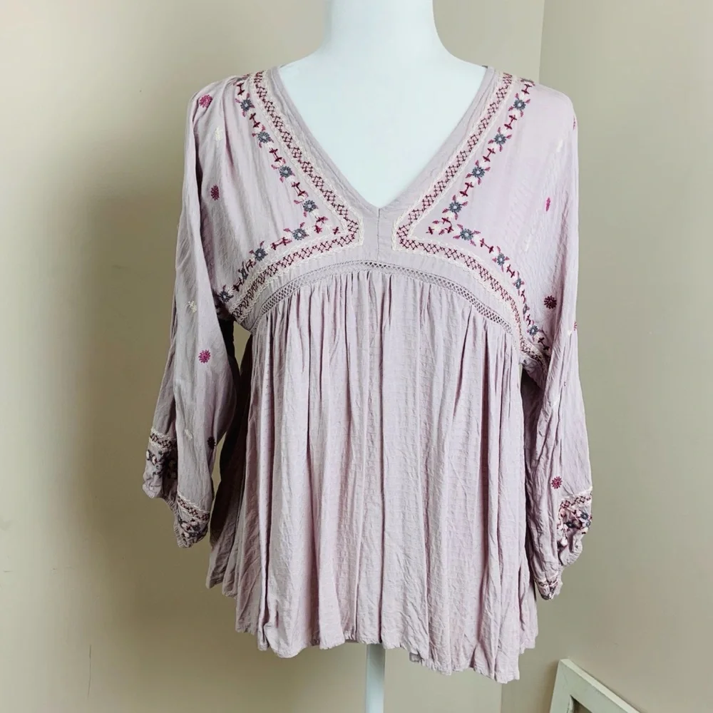 Knox Rose Embroidered Floral V Neck Top Small - Picture 1 of 4
